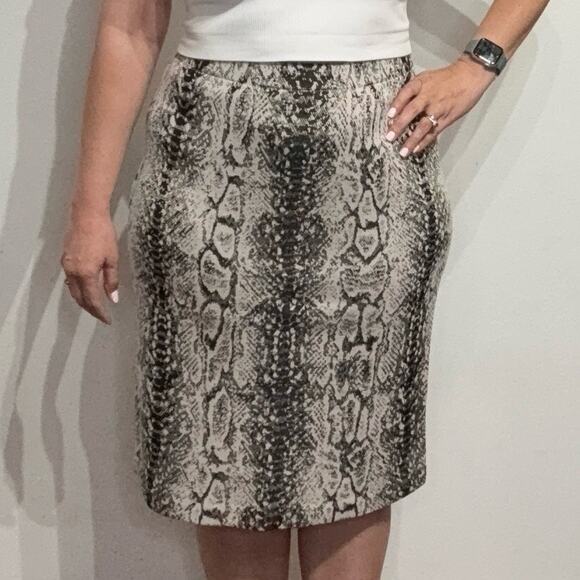St. John Python Print Midi Skirt Sz 12 - Picture 1 of 11